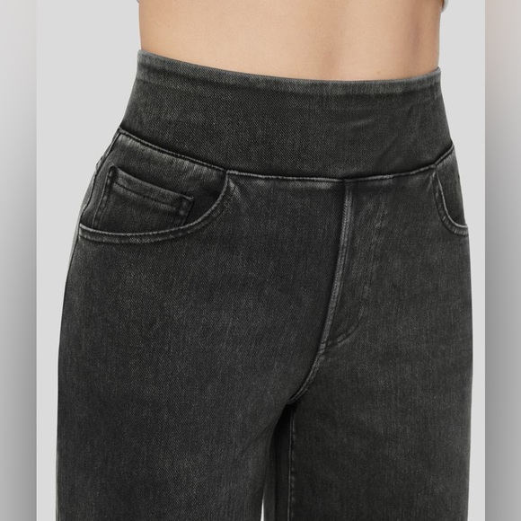 HALARA Wide Leg Pants in Dark Gray - Picture 2 of 4